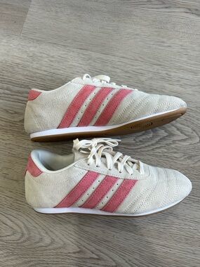 adidas Cream Suede Sneakers with Pink Stripes and Gum Sole